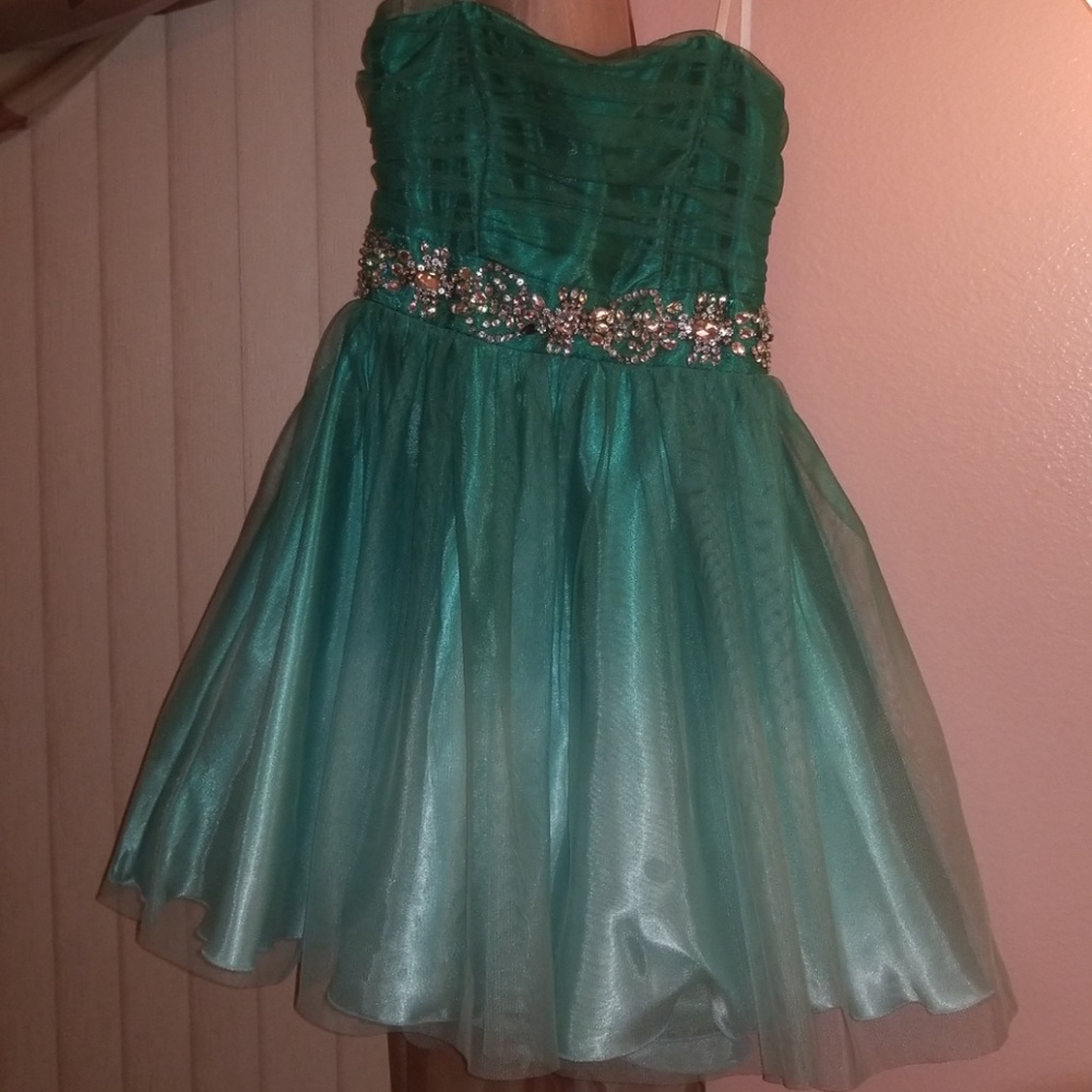 Strapless dress